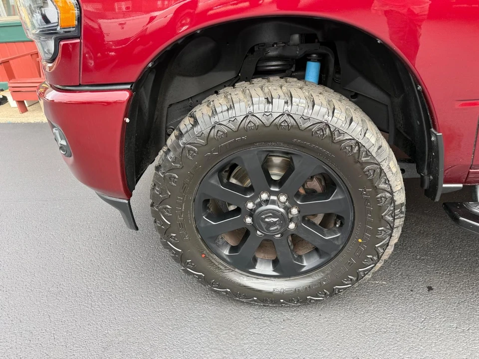 2024 Ram 2500 - Image 13 of 27