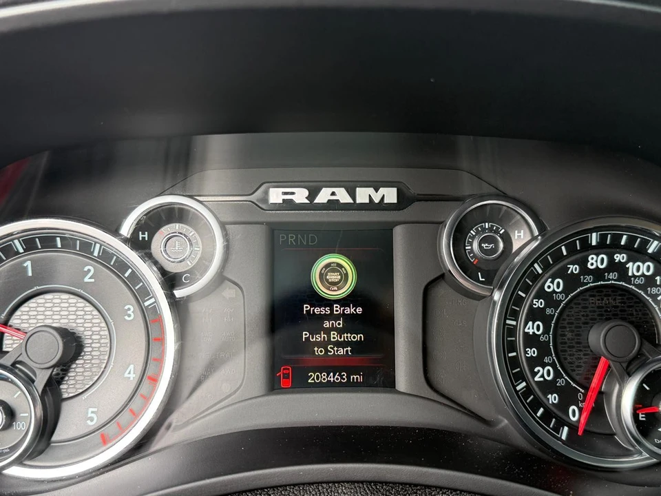 2024 Ram 2500 - Image 18 of 27