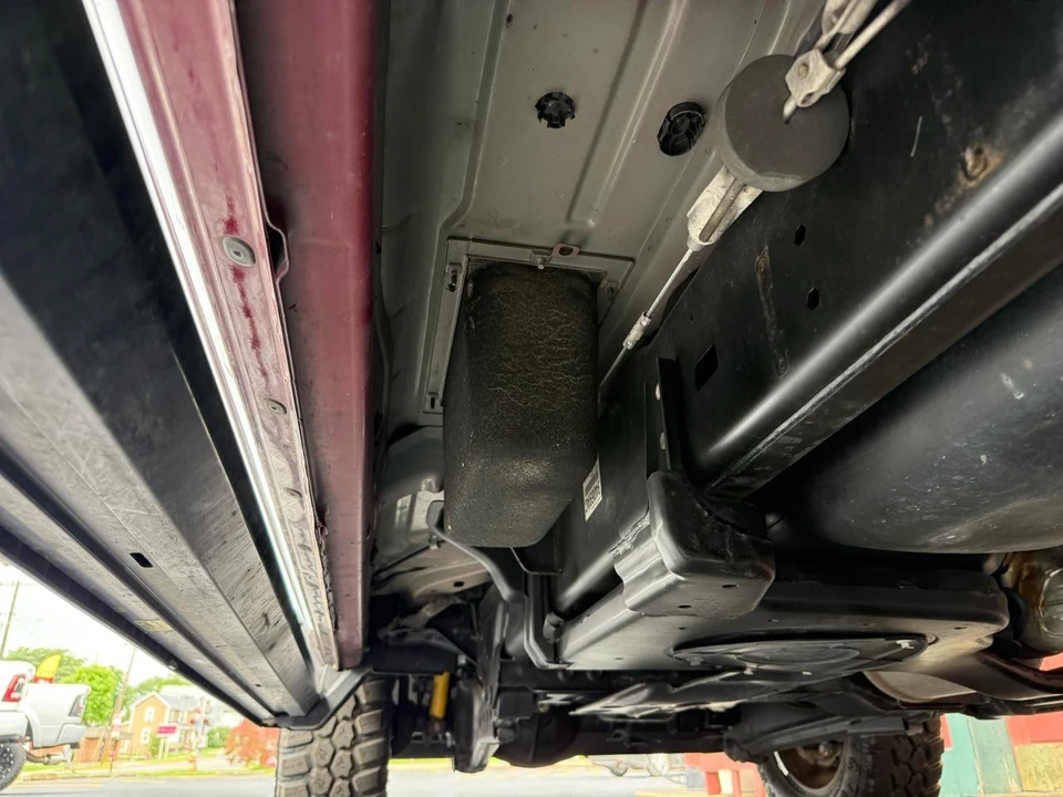 2024 Ram 2500 - Image 11 of 27