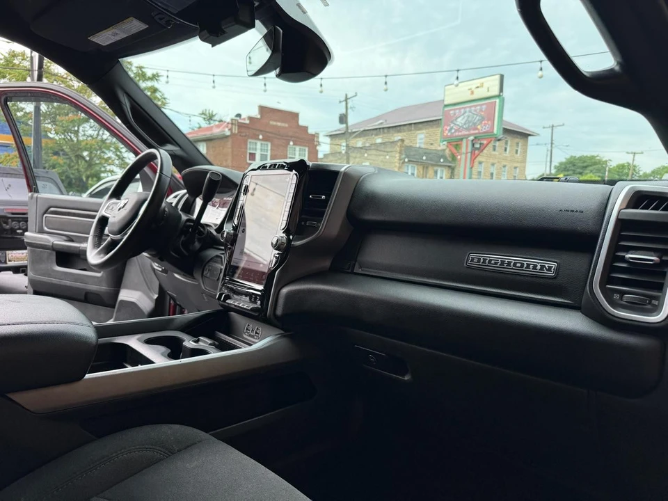 2024 Ram 2500 - Image 25 of 27
