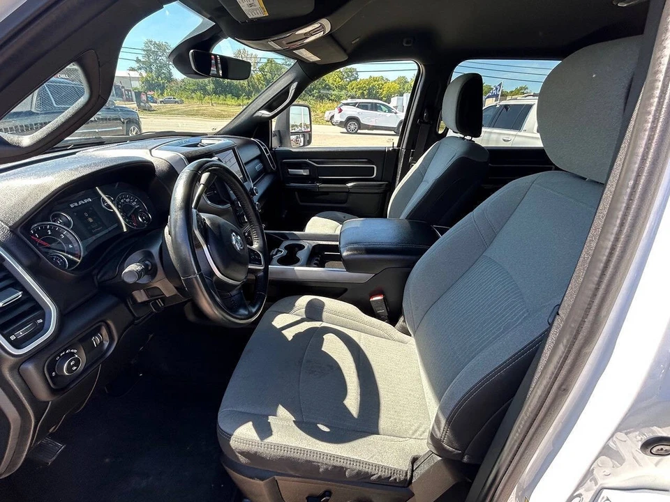 2024 Ram 2500 - Image 9 of 12