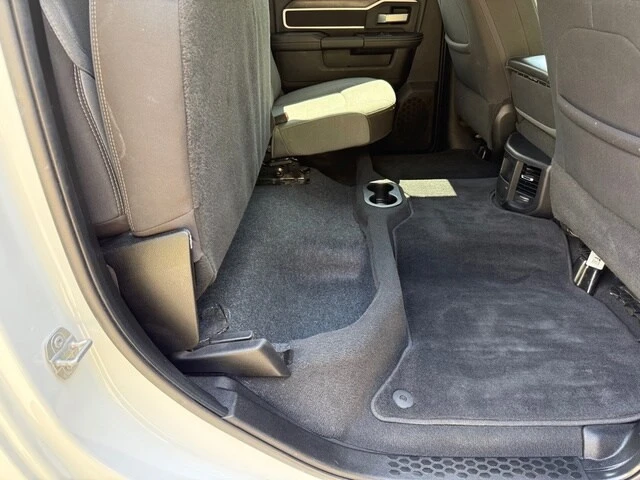 2024 Ram 2500 - Image 18 of 31