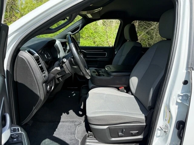 2024 Ram 2500 - Image 12 of 31