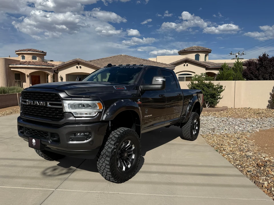 2024 Ram 2500 - Image 7 of 31