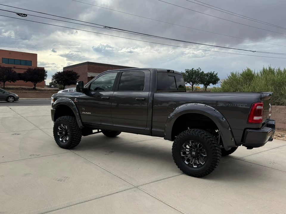 2024 Ram 2500 - Image 12 of 31