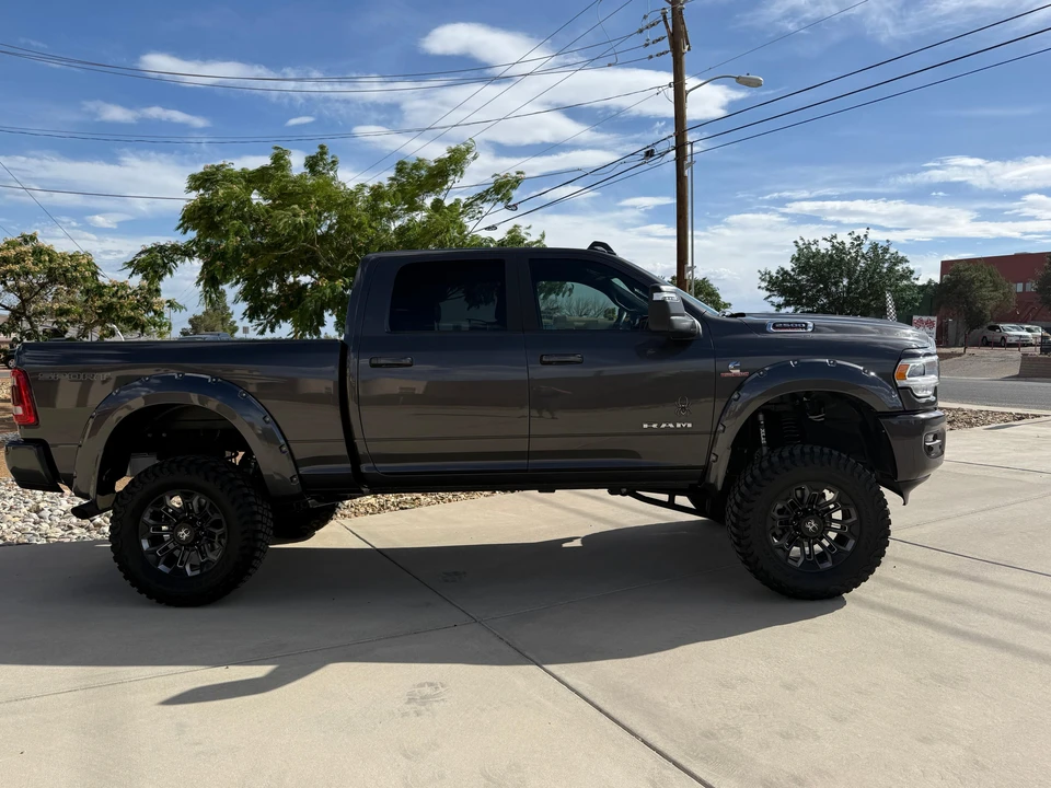 2024 Ram 2500 - Image 16 of 31