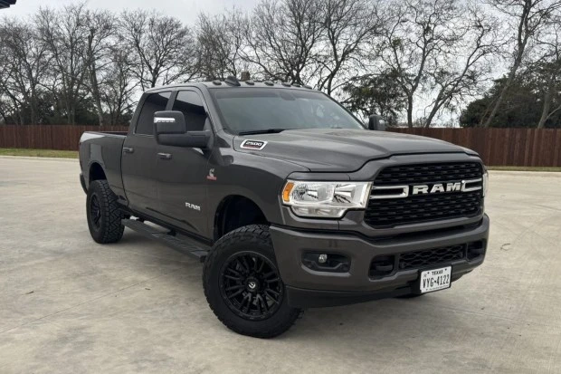 2024 Ram 2500 - Image 3 of 7