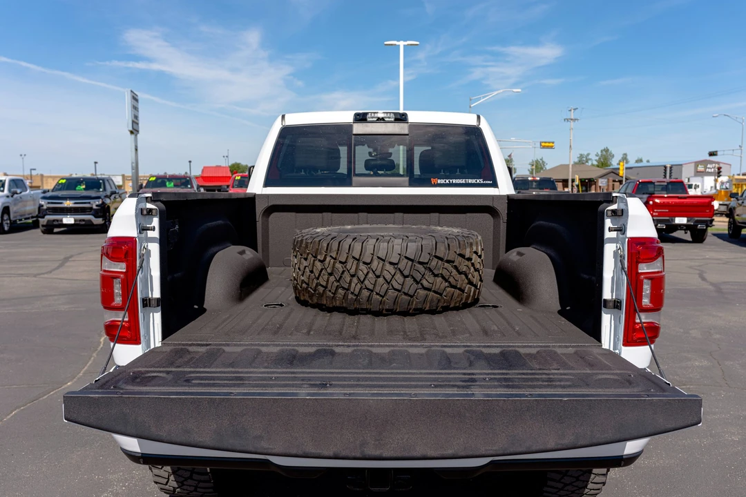 2024 Ram 2500 - Image 12 of 31