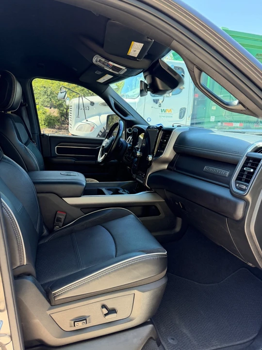 2024 Ram 2500 - Image 17 of 21