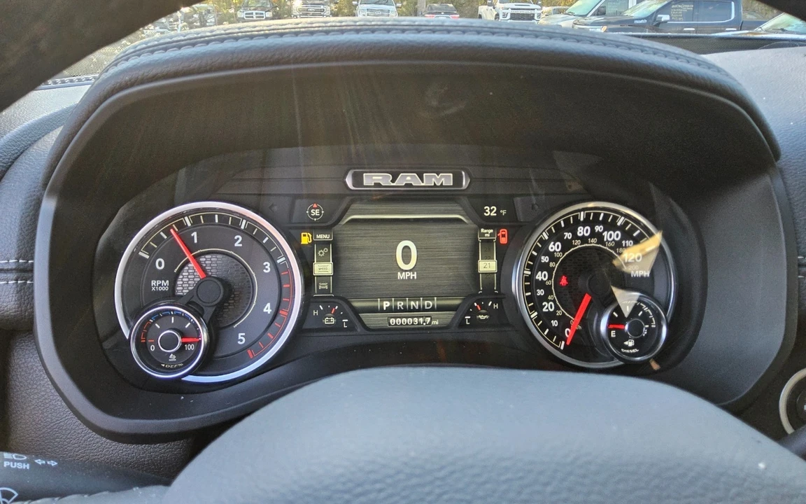 2024 Ram 2500 - Image 11 of 16