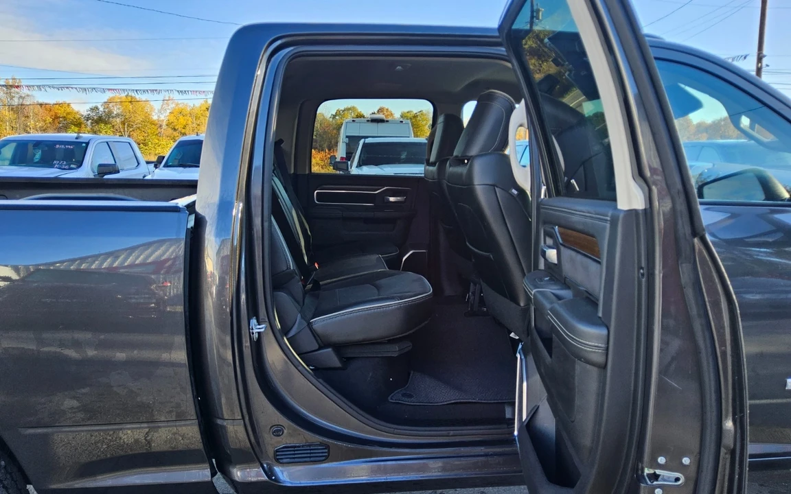 2024 Ram 2500 - Image 14 of 16