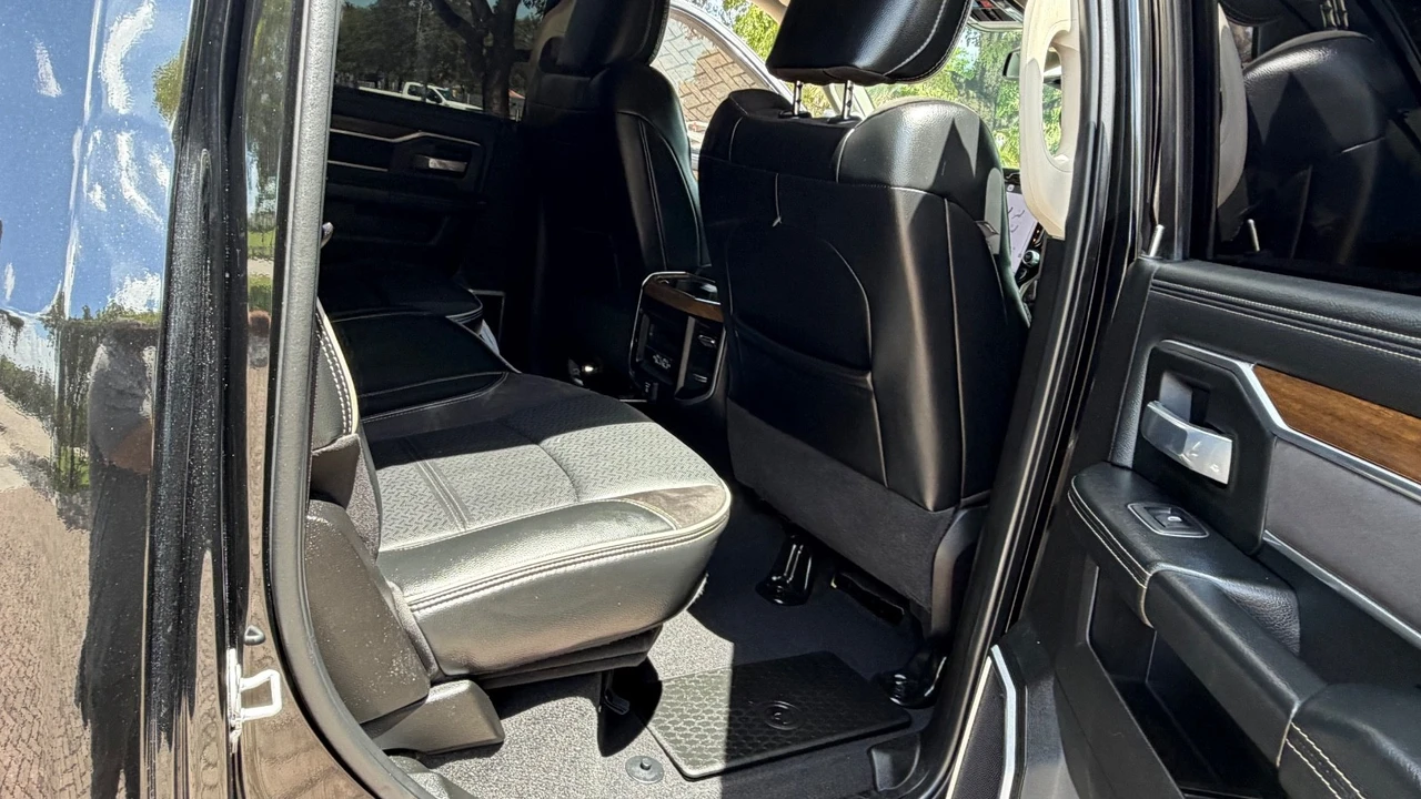 2024 Ram 2500 - Image 15 of 20
