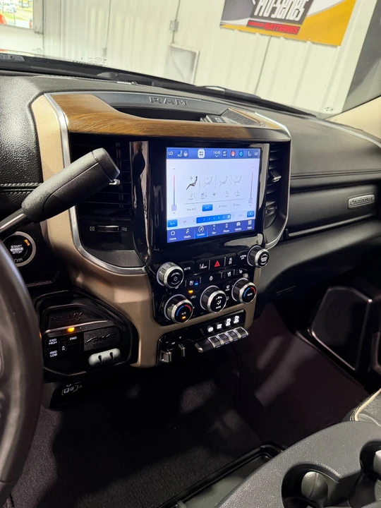 2024 Ram 2500 - Image 17 of 22
