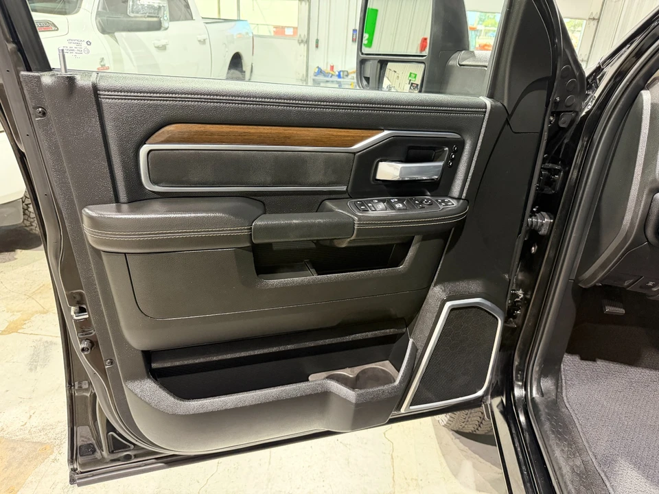 2024 Ram 2500 - Image 14 of 22