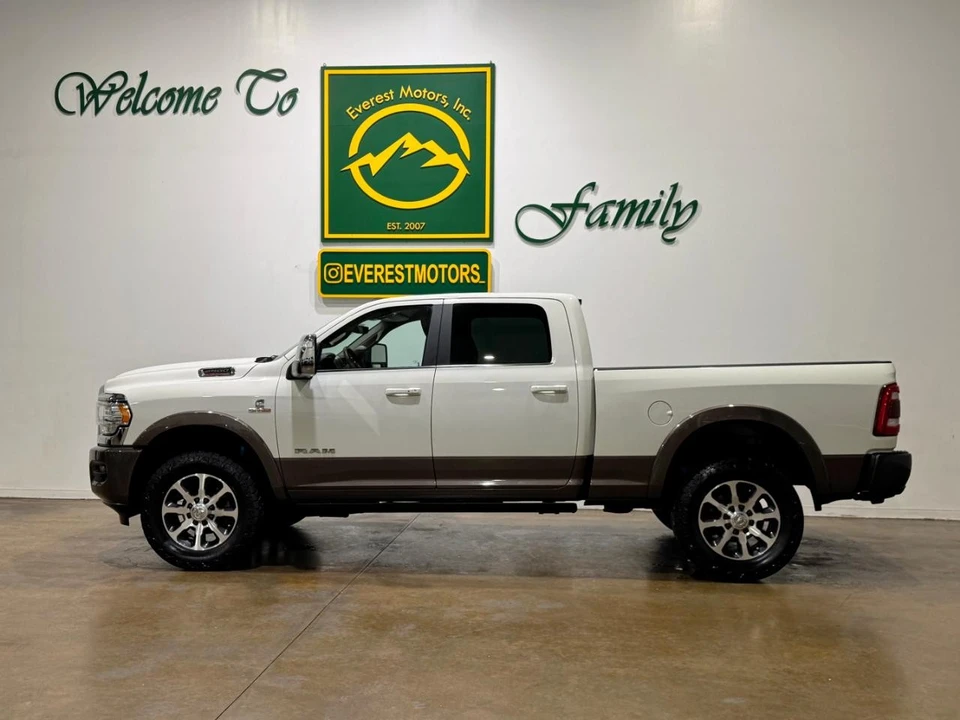 2024 Ram 2500 - Image 5 of 31