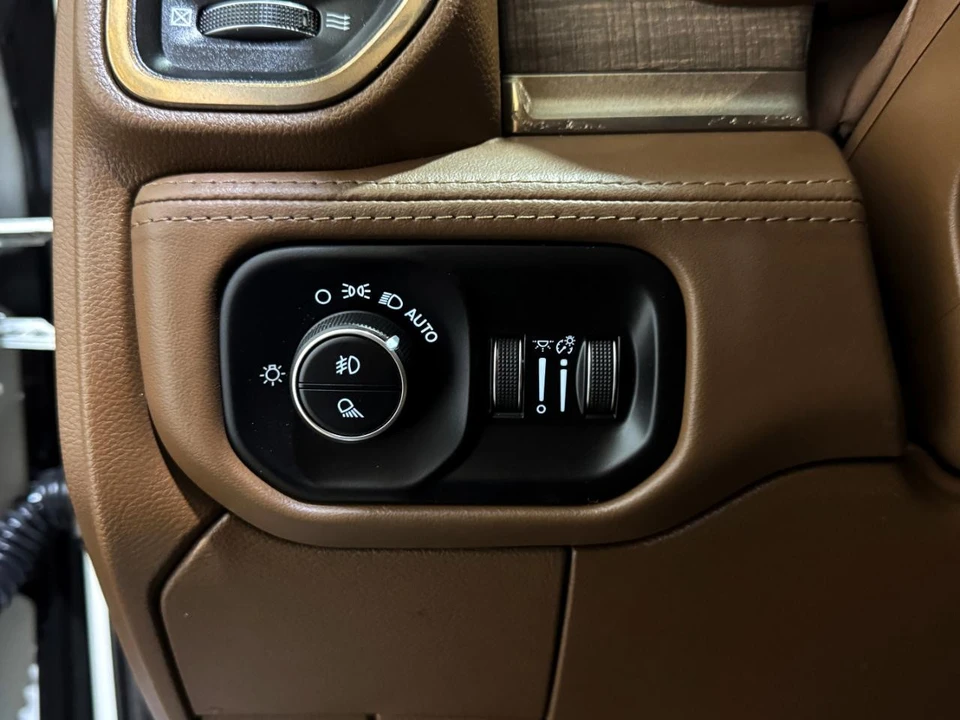 2024 Ram 2500 - Image 25 of 31