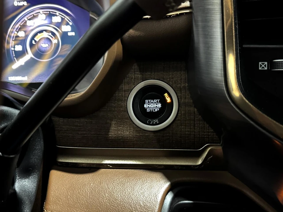 2024 Ram 2500 - Image 27 of 31