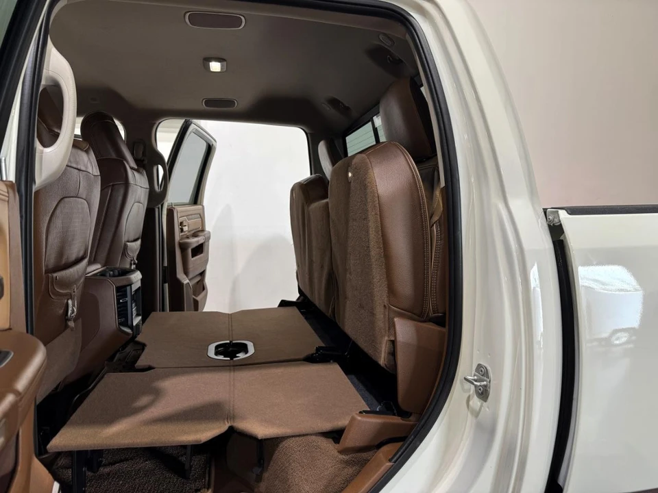2024 Ram 2500 - Image 19 of 31