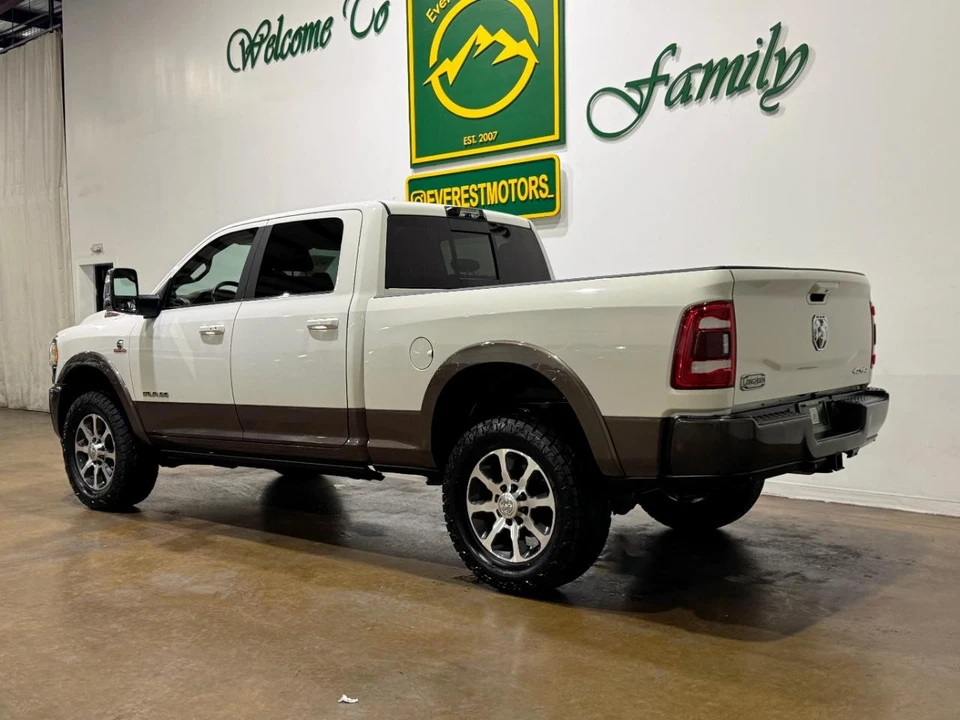 2024 Ram 2500 - Image 6 of 31