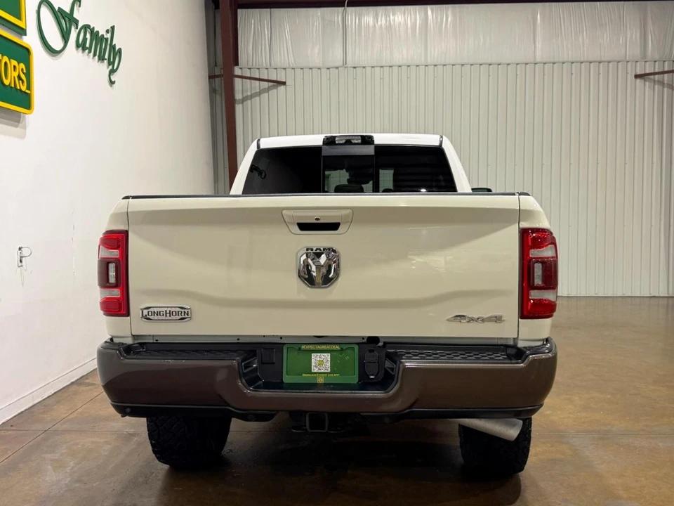2024 Ram 2500 - Image 7 of 31