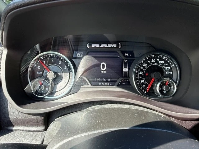 2024 Ram 2500 - Image 21 of 31