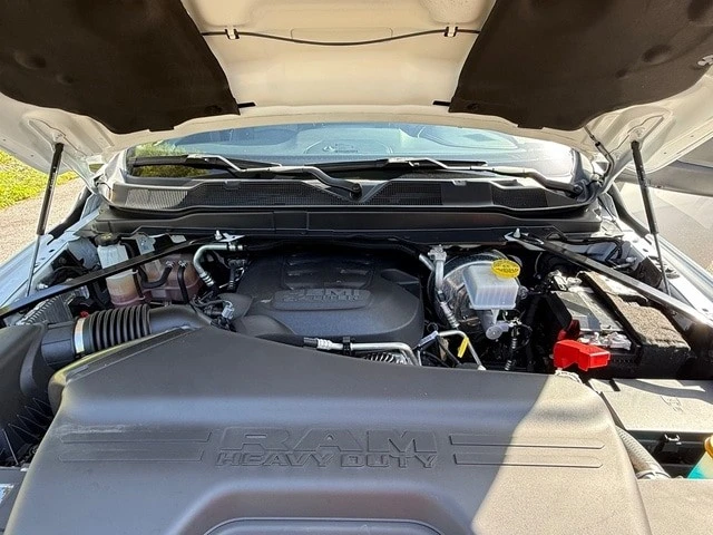2024 Ram 2500 - Image 10 of 31