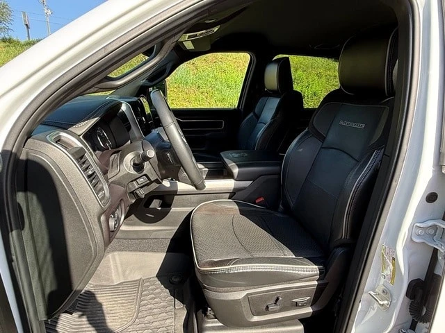 2024 Ram 2500 - Image 12 of 31