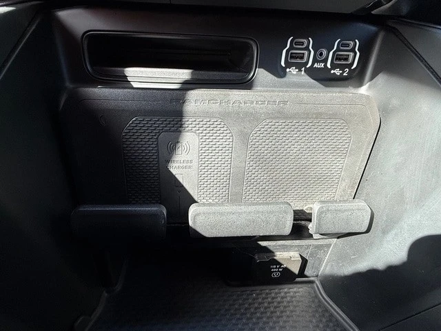 2024 Ram 2500 - Image 27 of 31
