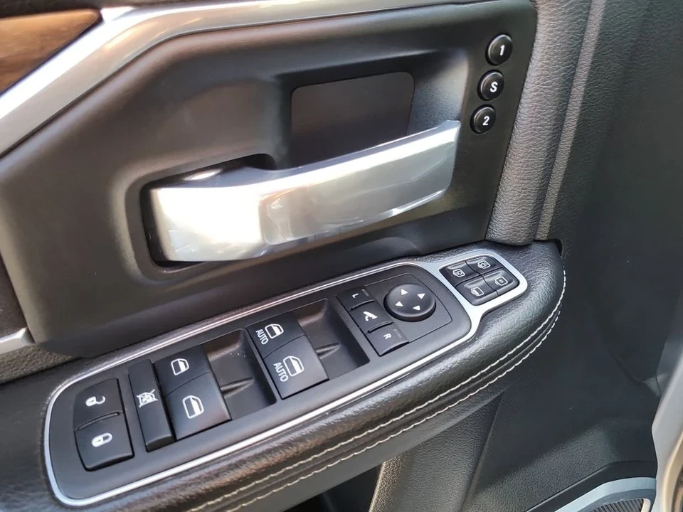 2024 Ram 2500 - Image 16 of 21