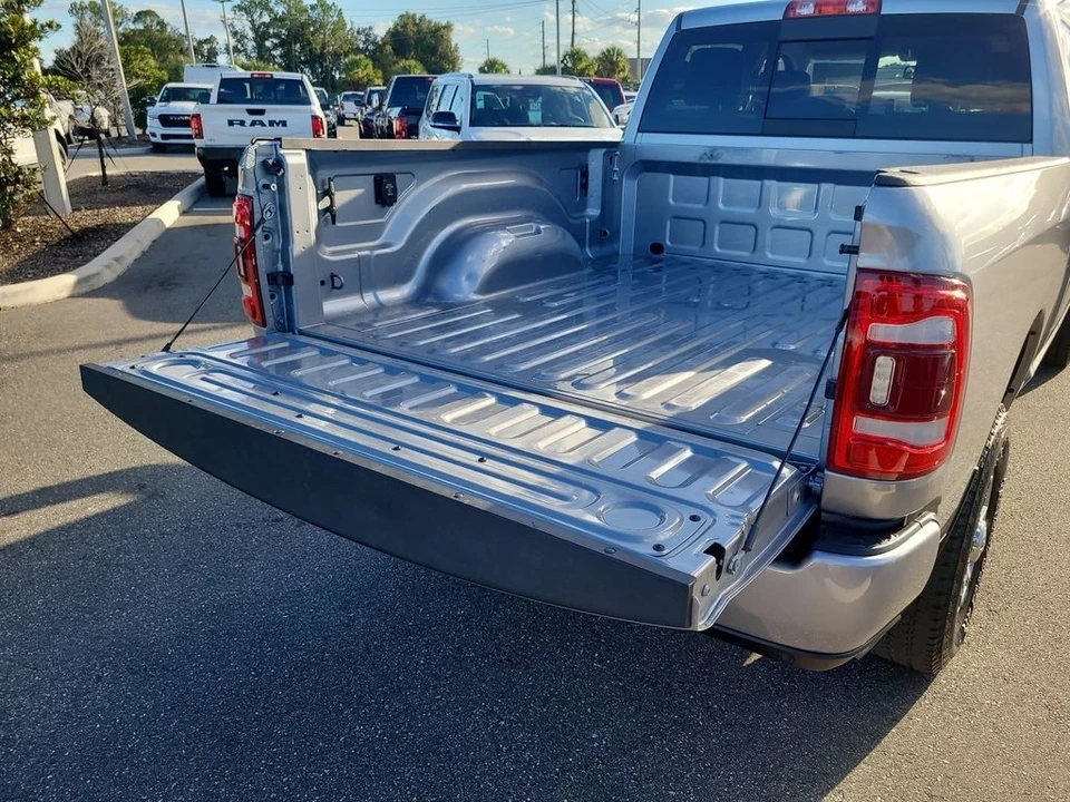 2024 Ram 2500 - Image 9 of 21