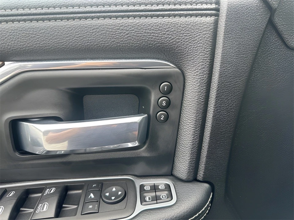 2024 Ram 2500 - Image 11 of 12