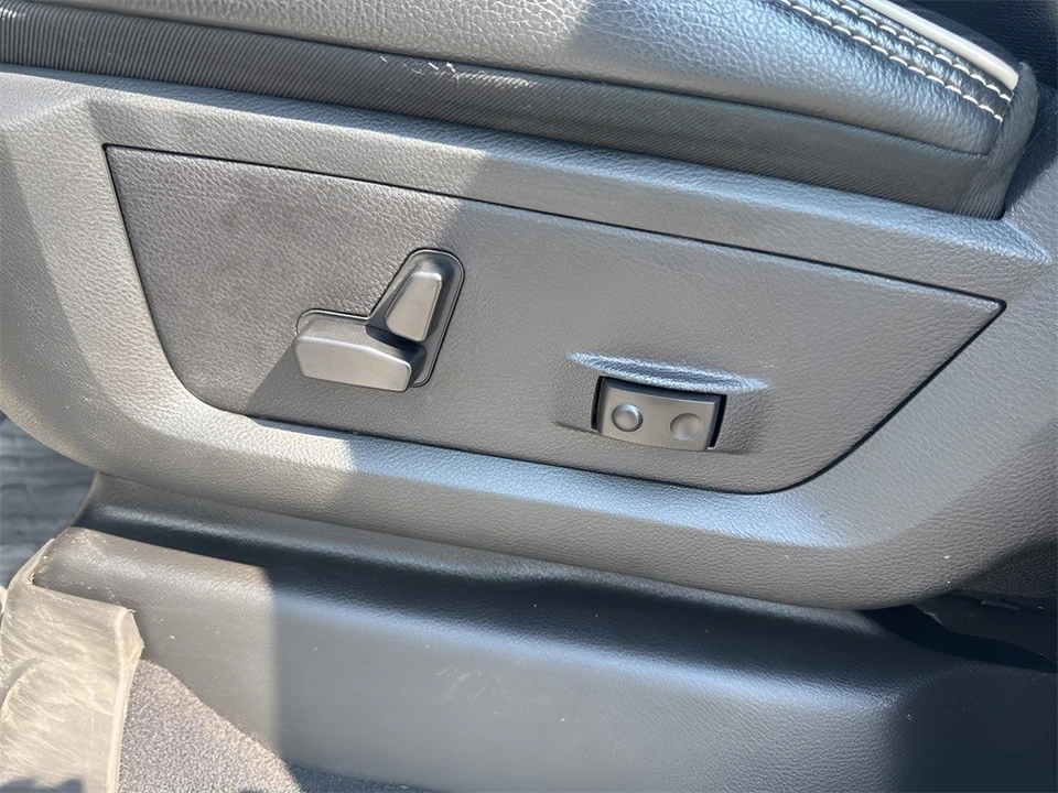 2024 Ram 2500 - Image 10 of 12