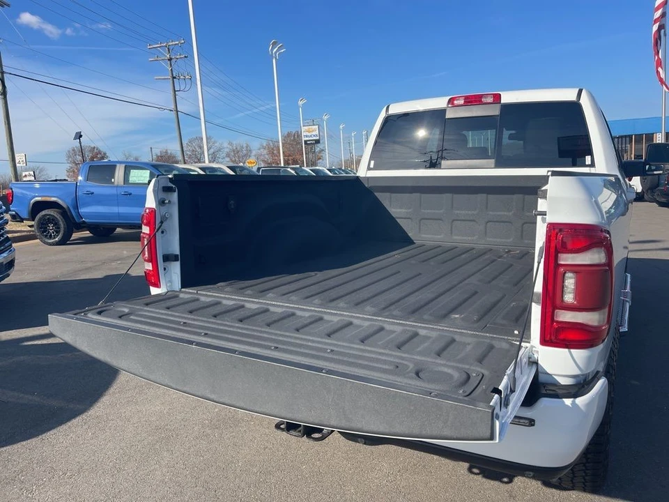 2024 Ram 2500 - Image 31 of 31