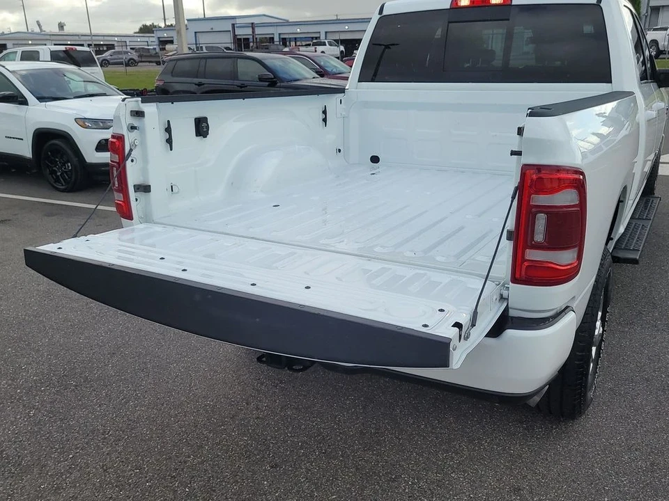 2024 Ram 2500 - Image 9 of 21