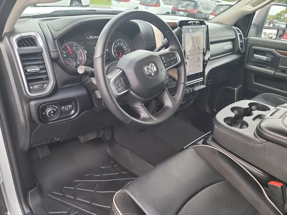 2024 Ram 2500 - Image 17 of 21