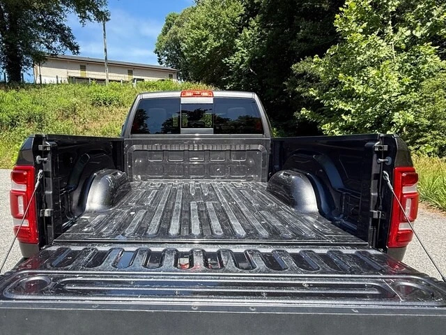 2024 Ram 2500 - Image 8 of 31