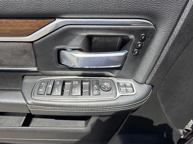 2024 Ram 2500 - Image 13 of 31