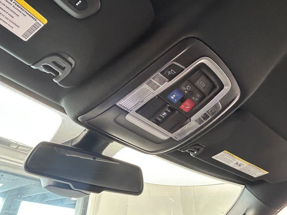2024 Ram 2500 - Image 22 of 31