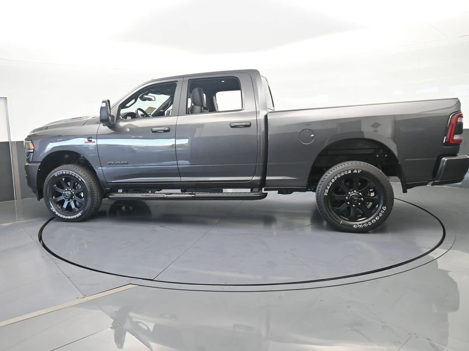 2024 Ram 2500 - Image 3 of 31