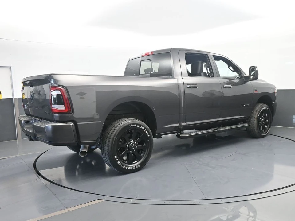 2024 Ram 2500 - Image 6 of 31