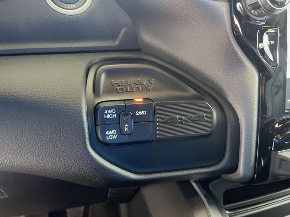 2024 Ram 2500 - Image 9 of 12