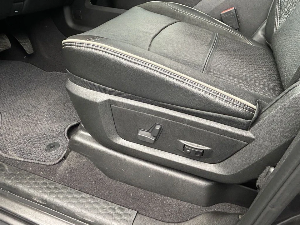 2024 Ram 2500 - Image 12 of 31
