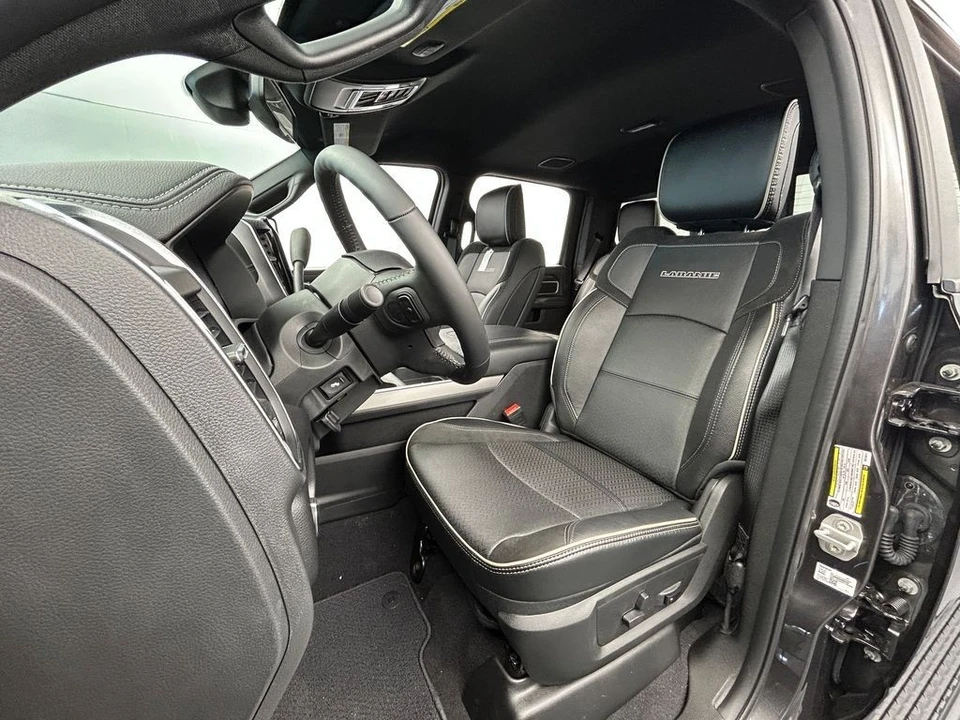 2024 Ram 2500 - Image 10 of 31