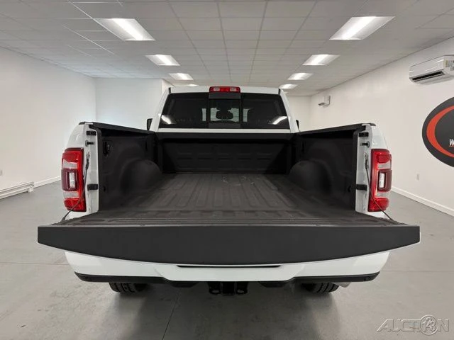 2024 Ram 2500 - Image 10 of 21