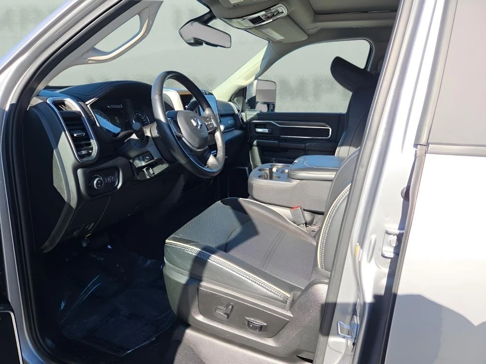 2024 Ram 2500 - Image 9 of 12