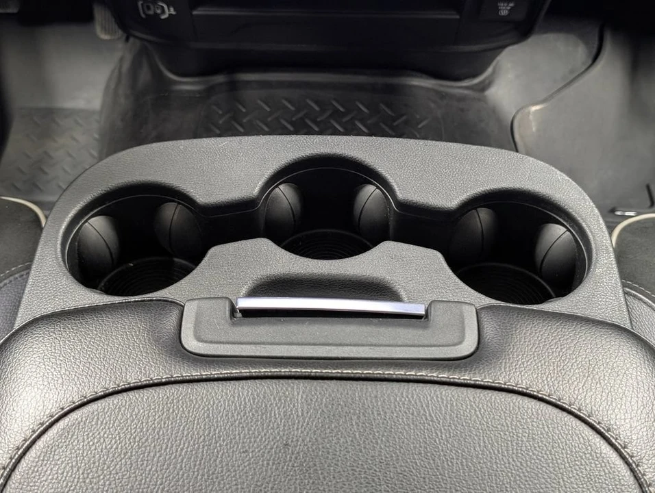2024 Ram 2500 - Image 10 of 31