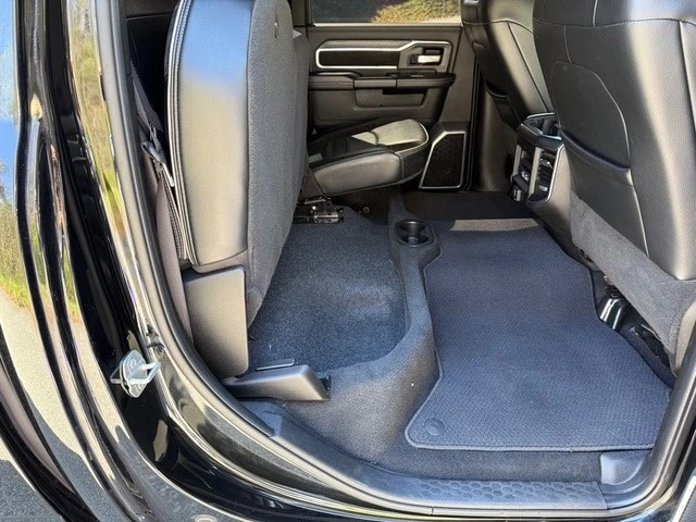 2024 Ram 2500 - Image 18 of 31