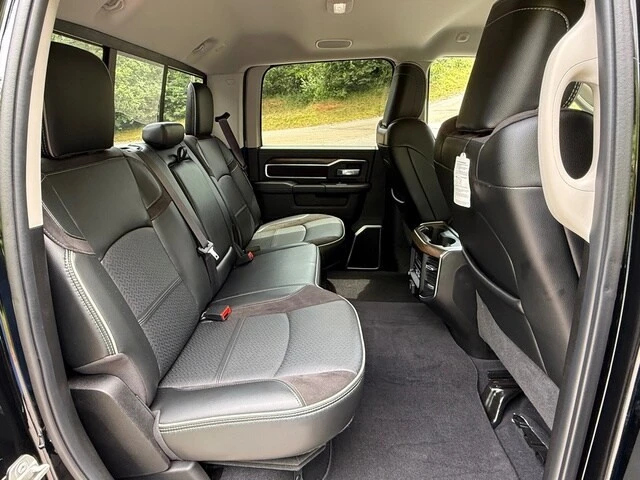 2024 Ram 2500 - Image 19 of 31