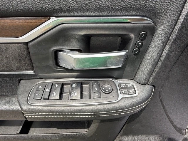 2024 Ram 2500 - Image 13 of 31
