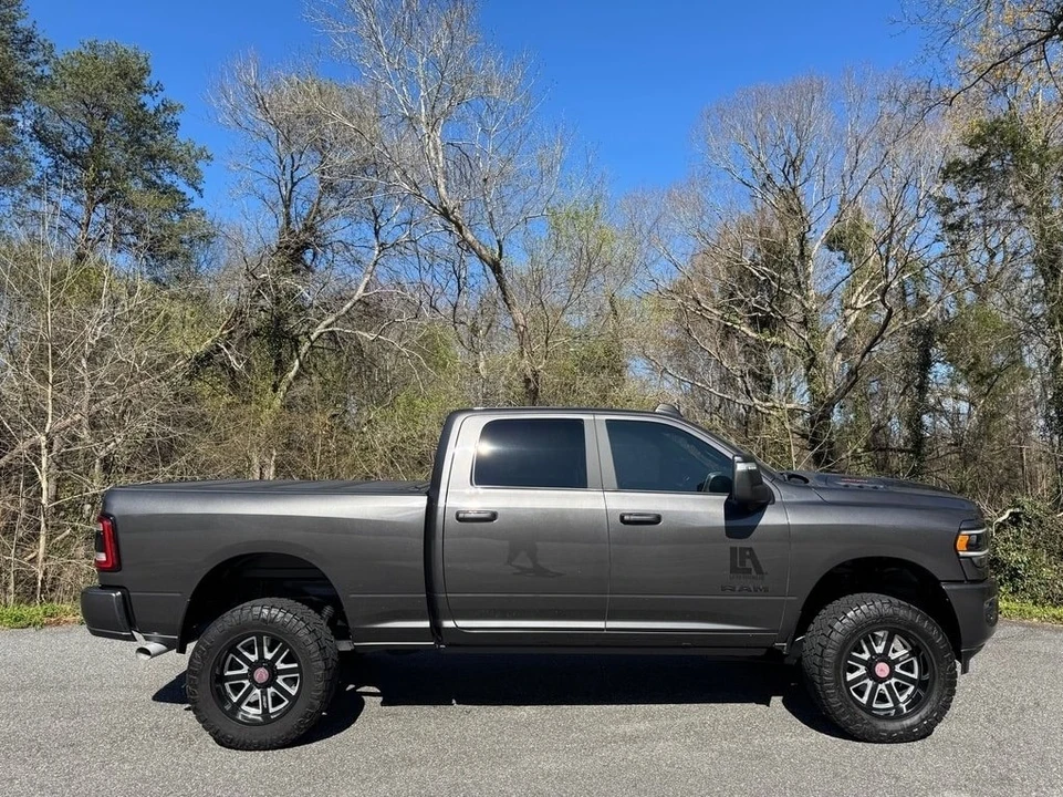2024 Ram 2500 - Image 5 of 31